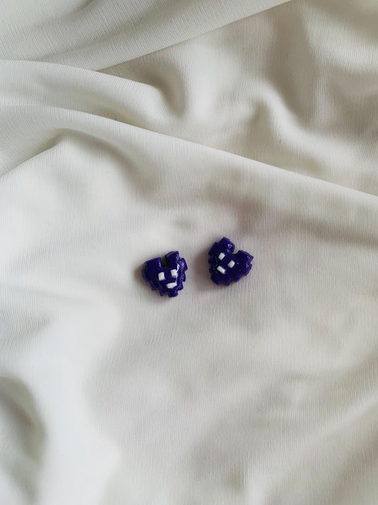 Jin astronaut Wootteo heart earrings