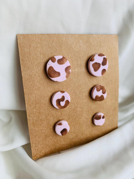 Leopard print embossed in circle shaped stud earrings in three sizes