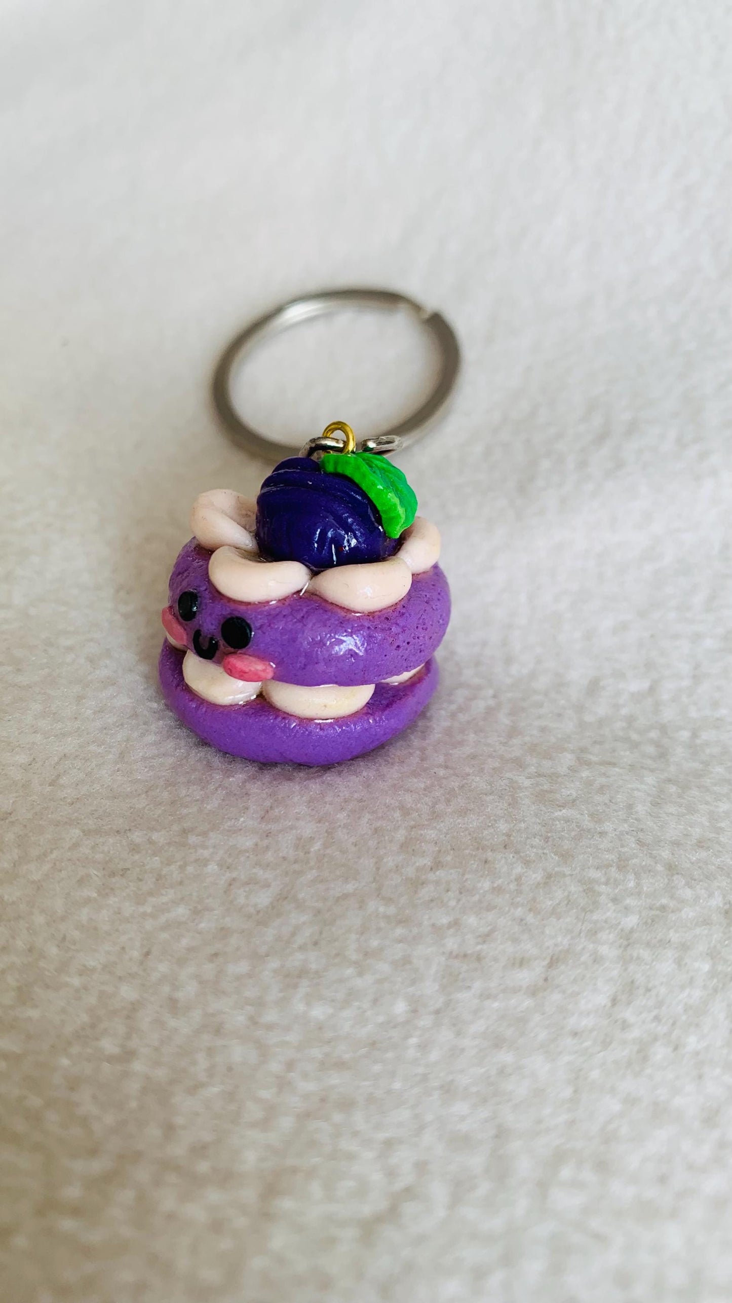 Kawaii Blueberry macaron keychain