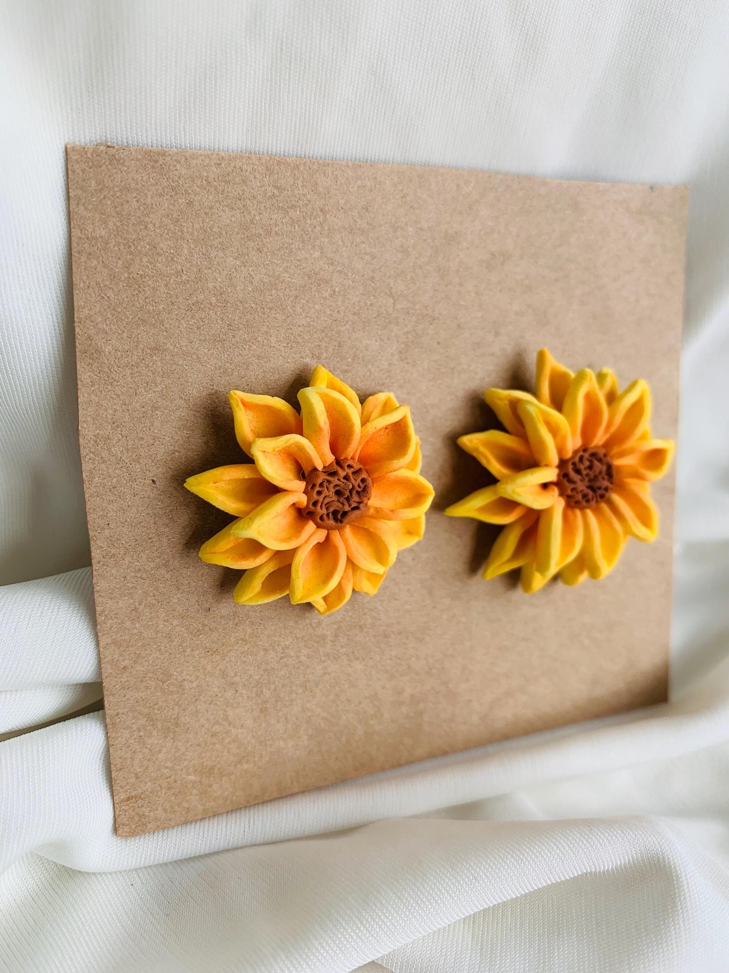 Sunflower stud earrings