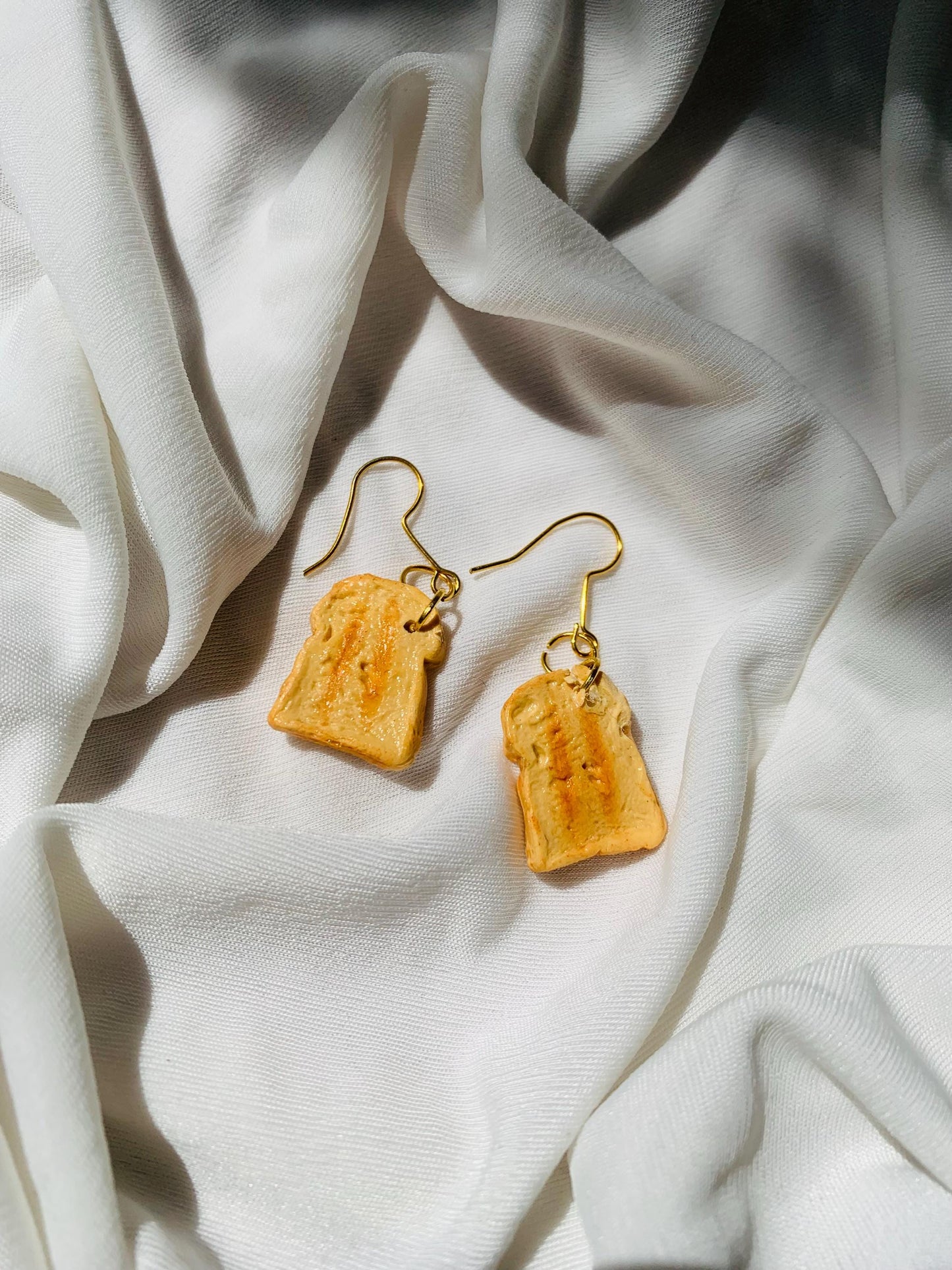 Butter toasties earrings