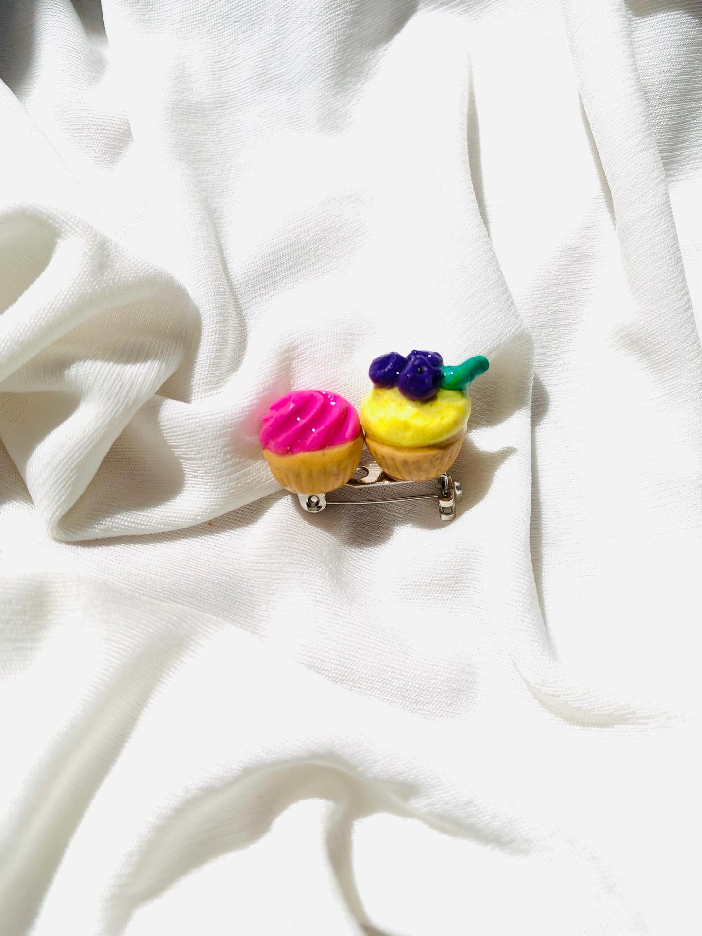 Cute cupcakes brooch/ pin/ clip