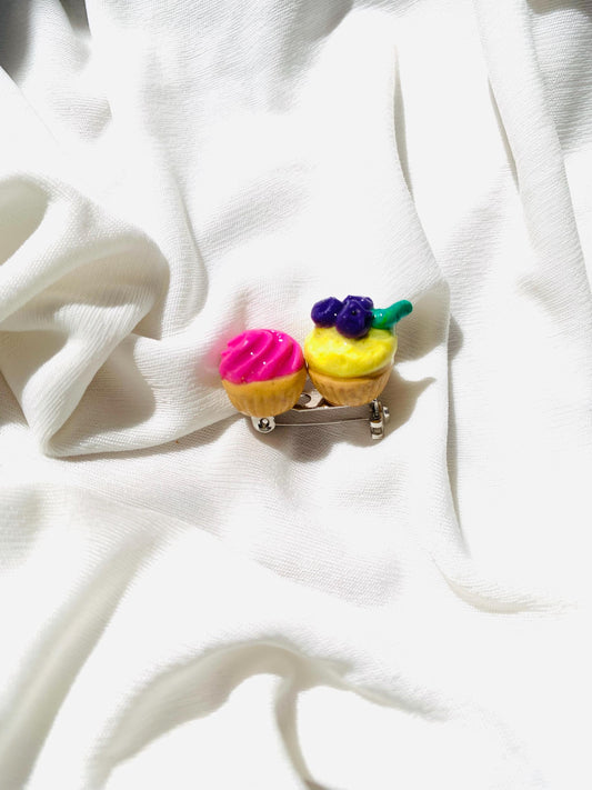 Cute cupcakes brooch/ pin/ clip