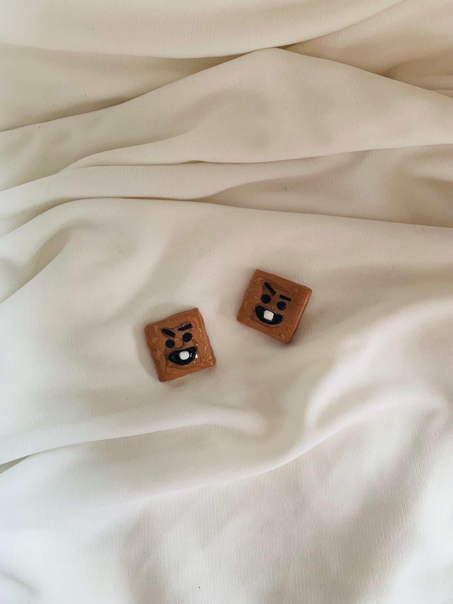 Handmade BT21 Shooky (Suga) earrings