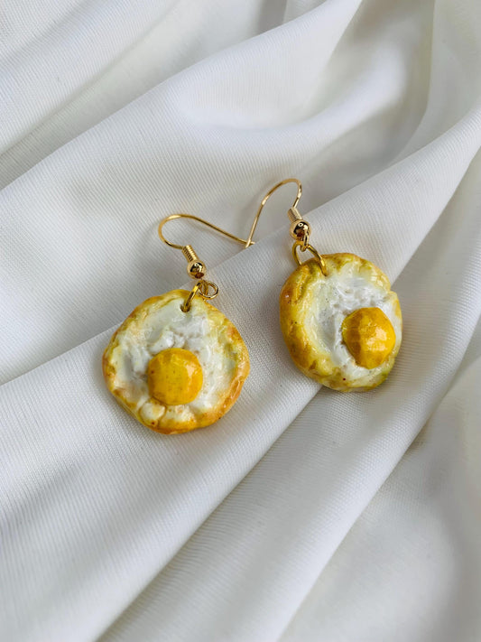 Sunny side up eggs/ fried eggs earrings