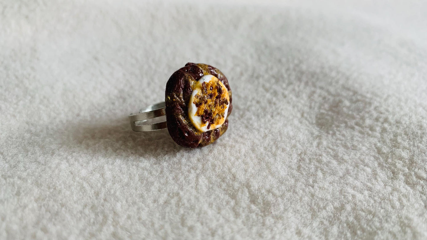 Adjustable Chocolate toffee cake cookie ring