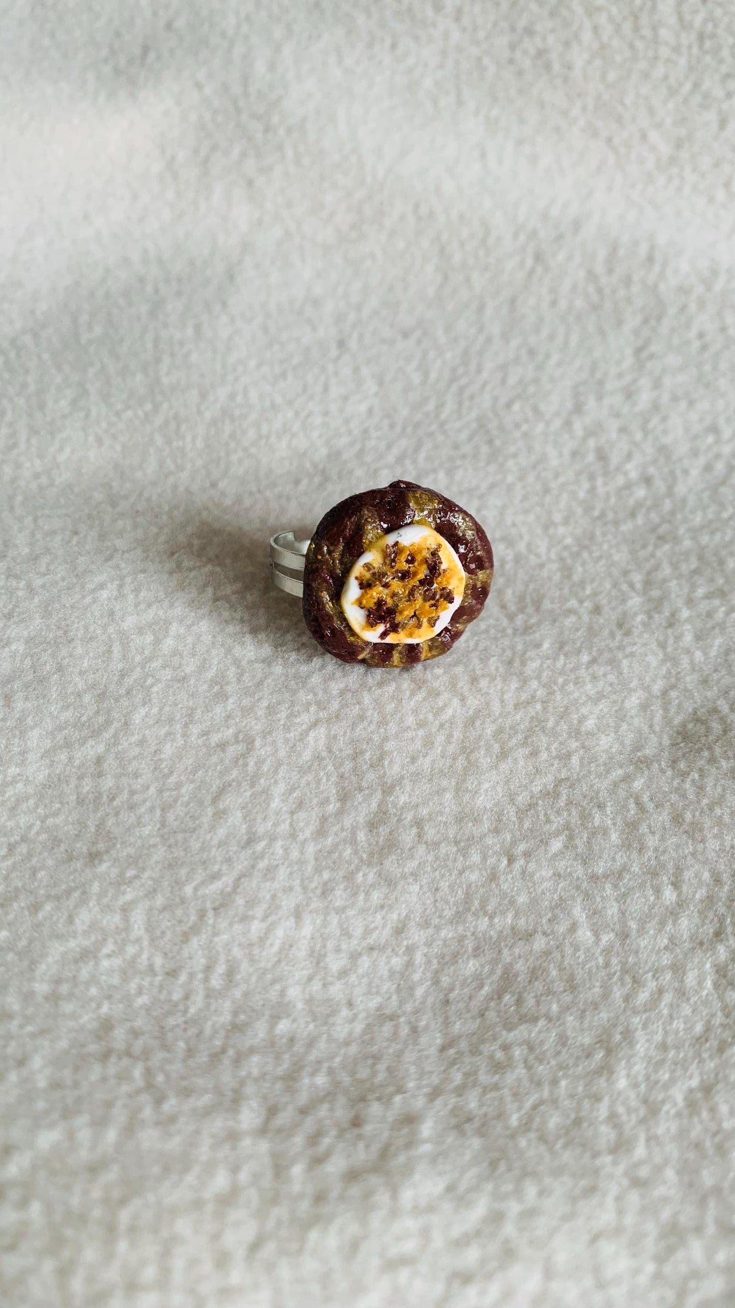 Adjustable Chocolate toffee cake cookie ring