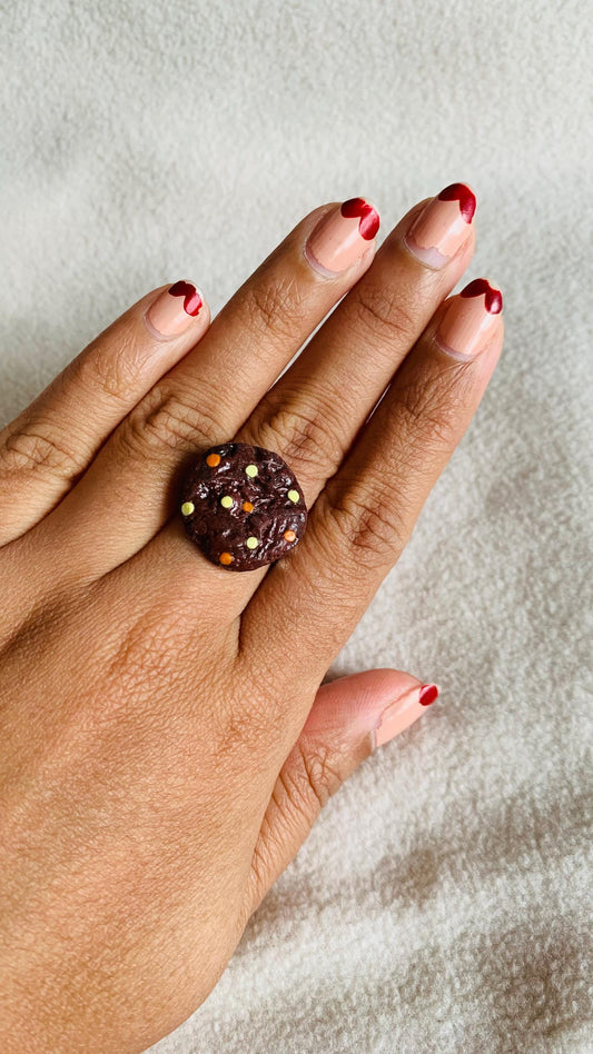 Adjustable chocolate Reese’s pieces cookie ring